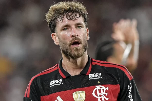 Léo Pereira agradece Fluminense por adiar Fla-Flu e promete retribuir