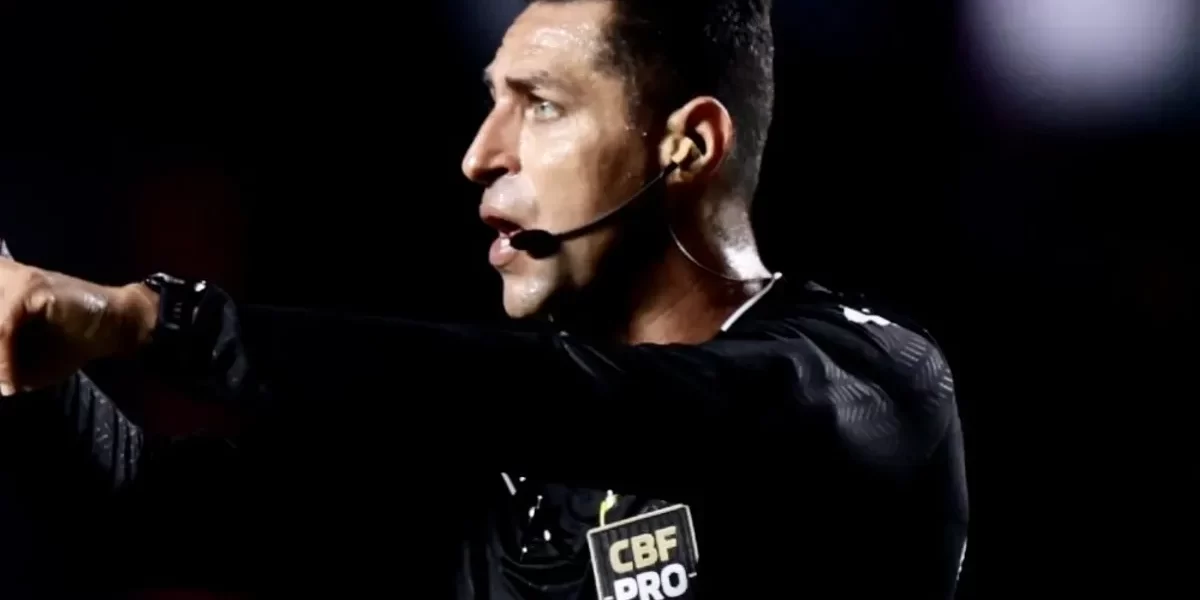 Villalba contesta pênalti marcado em goleada do São Paulo sobre o Cruzeiro