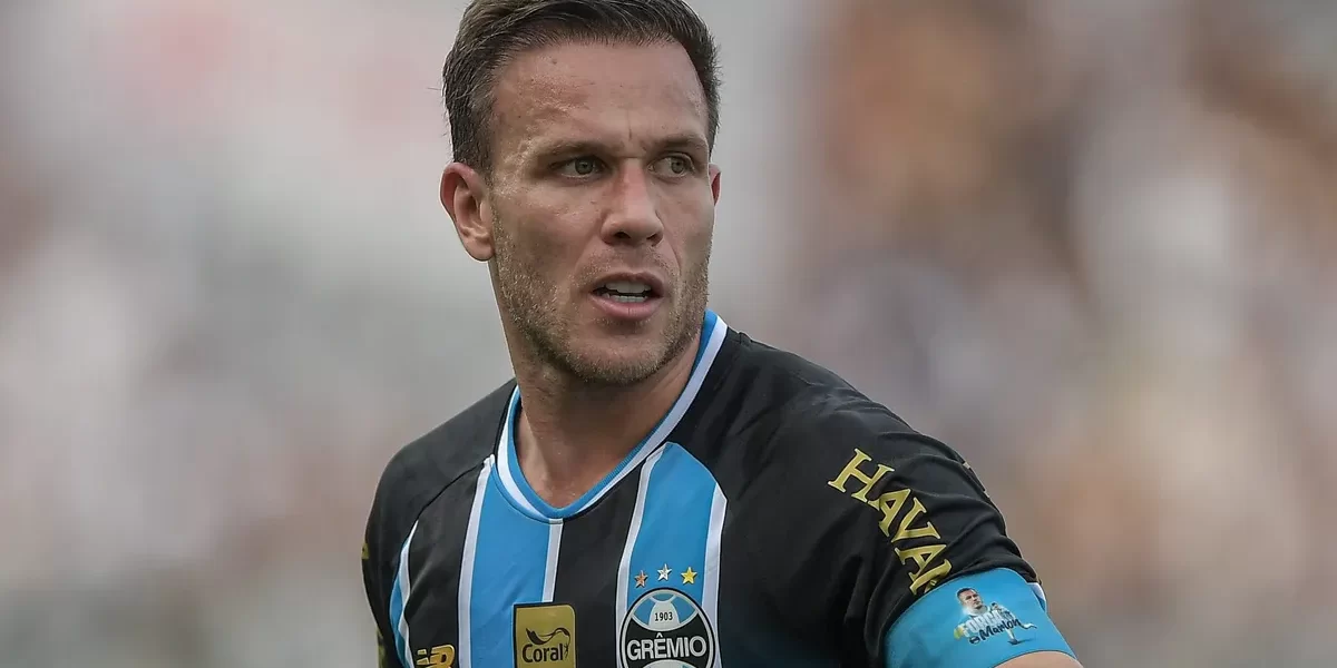 Arthur pode deixar o Grêmio e acertar com clube italiano