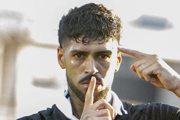 Barboza no radar do São Paulo: Botafogo trava saída em julho