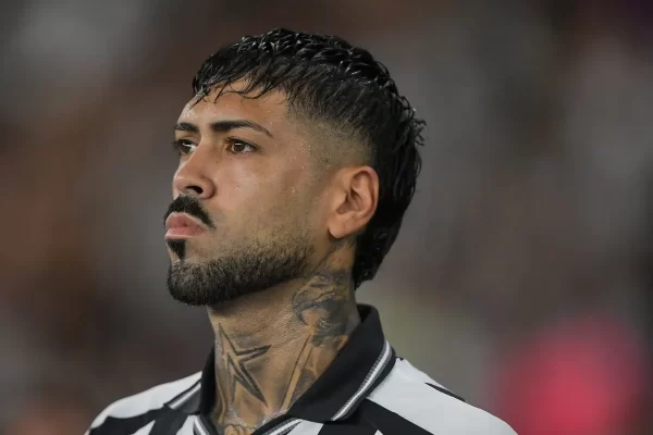 Textor pressiona por renovação de Barboza antes da Copa