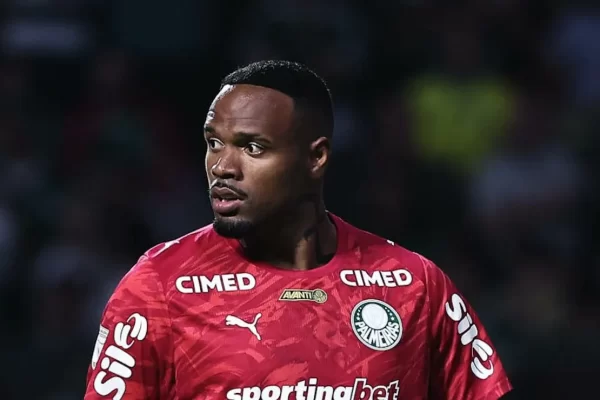 Carlos Miguel é herói do Palmeiras e garante vitória sobre o Athletico