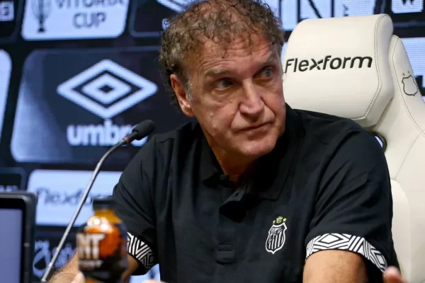 Cuca defende Neymar e revela seu papel no Santos: “A cabeça pensante”