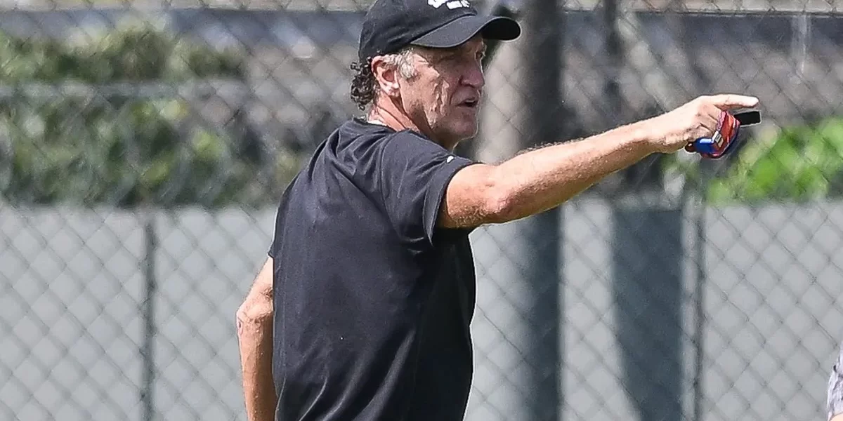 Santos planeja reformulação com Cuca na mira do mercado