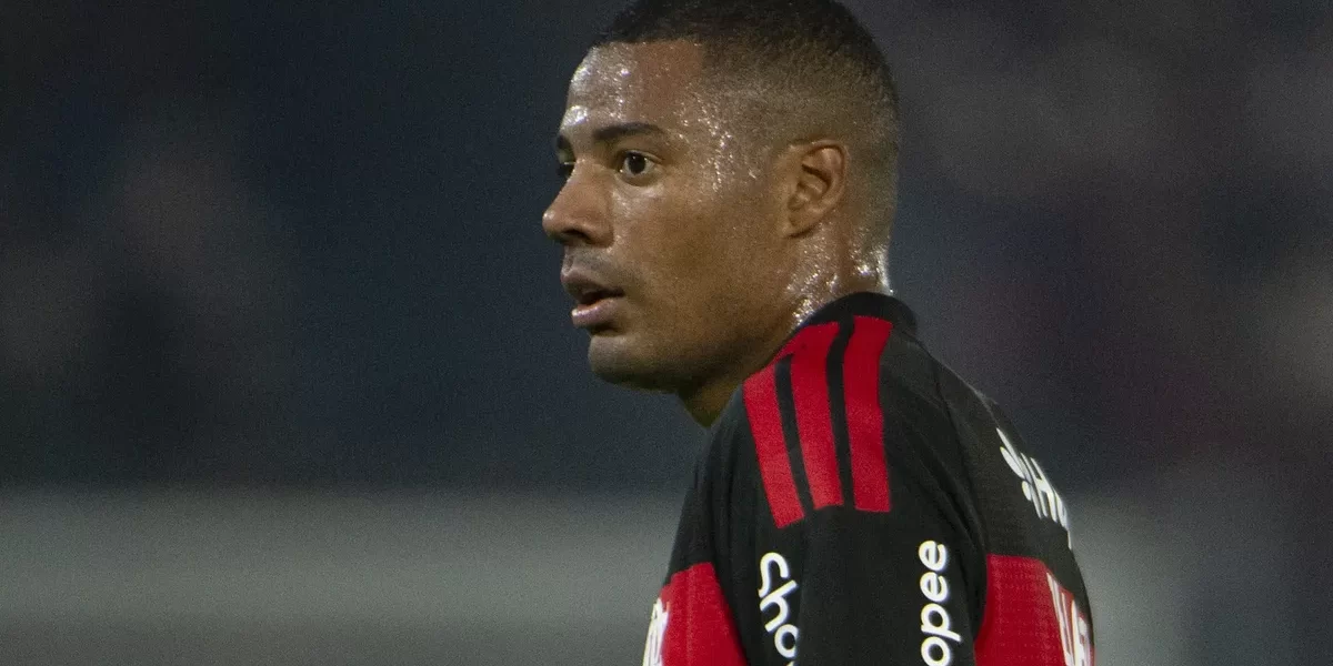 De La Cruz impressiona com evolução física e ganha força no Flamengo