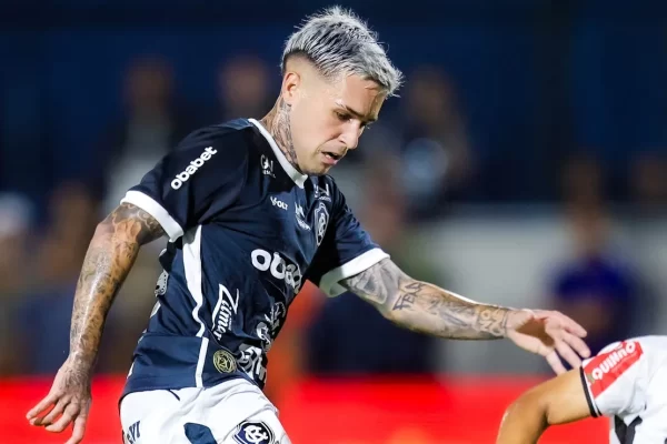 Diego Hernández ironiza Neymar após confusão no Santos x Remo