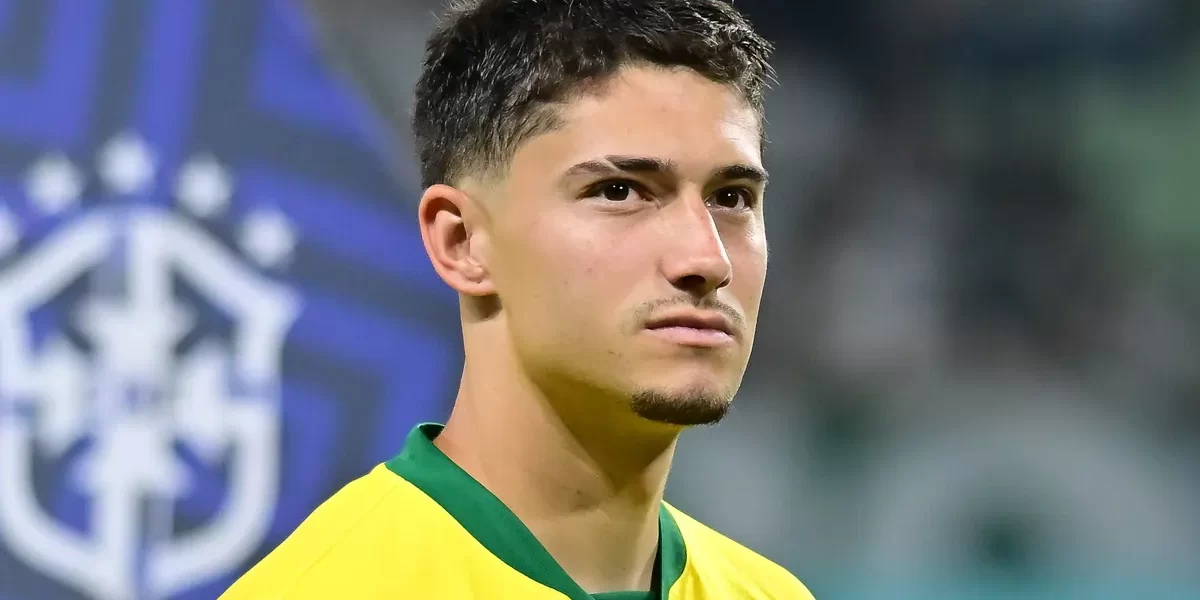 Palmeiras abre porta para venda de Martínez após Copa 2026