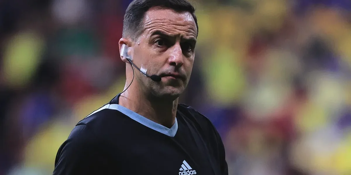 Polêmica na Libertadores: Árbitro expulsa Bareiro e revolta Cruzeiro