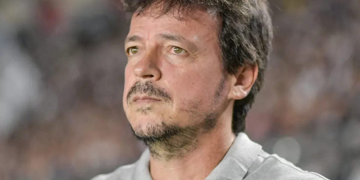 Craque Neto vê sofrimento com Diniz no Corinthians: “Preparem-se”