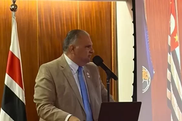 São Paulo revoga nomeação de Flávio Marques do cargo orçamentário