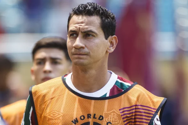 Fim de ciclo no Flu? Ganso vira alvo do Santos e MLS na briga