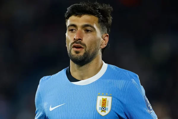 Bielsa justifica uso de Arrascaeta no Uruguai com histórico do Fla