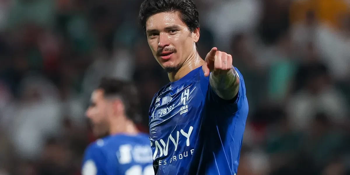 Darwin Núñez no Alvo: Flamengo Renova Interesse em Atacante