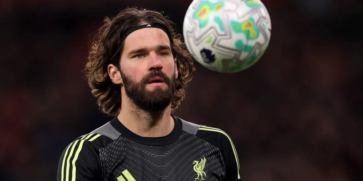 Juventus mira Alisson para substituir Di Gregorio no gol