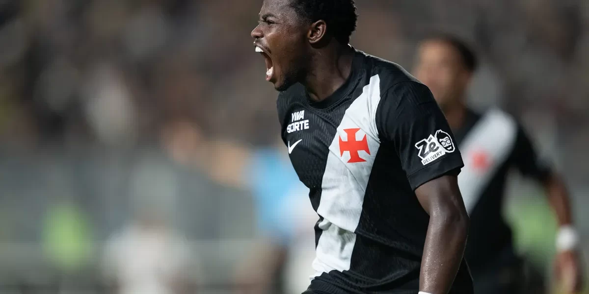 Vasco vence São Paulo com atuação apagada e alivia Renato Gaúcho