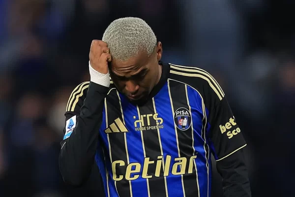 Lorran retorna ao Flamengo após empréstimo frustrante na Itália