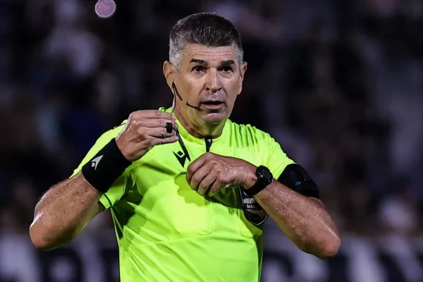 Polêmica à vista: Marcelo de Lima Henrique divide opiniões em Palmeiras x Jacuipense