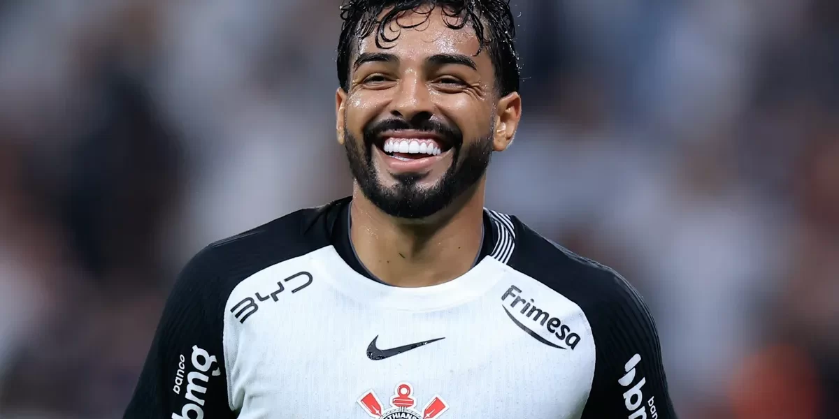 Bidu brilha no Dérbi e comanda defesa do Corinthians com 2 a menos