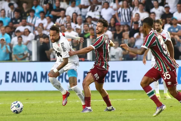 IA prevê empate tenso entre Santos e Fluminense no Brasileirão