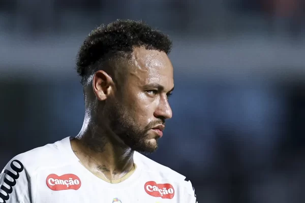 Neymar na mira do STJD: pode levar até 10 jogos de suspensão