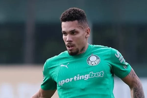 Vitor Roque pode jogar o Dérbi; Paulinho retorna em 15 dias