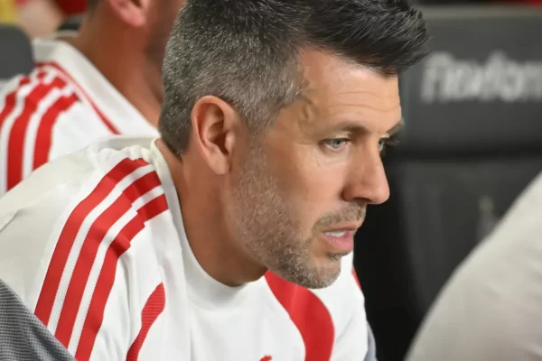 Pezzolano se desculpa após Inter ignorar torcida em Floripa