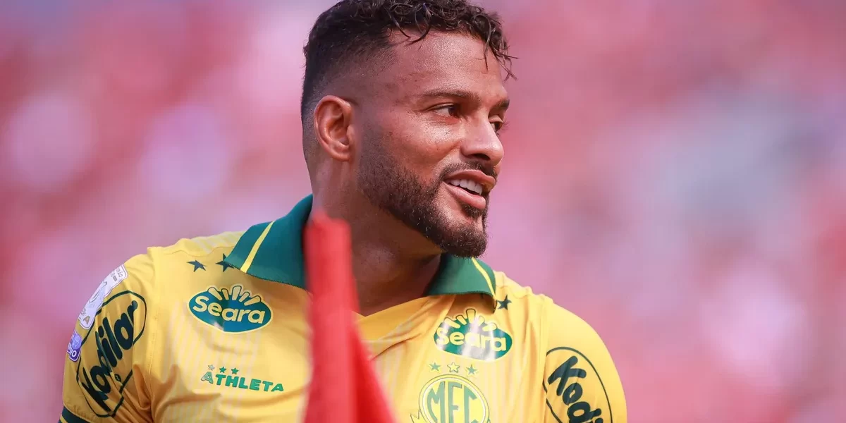 Reinaldo: ‘Defendo a camisa que visto, mas São Paulo é o time do meu coração’