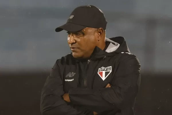 Roger Machado usa Sul-Americana como laboratório no São Paulo