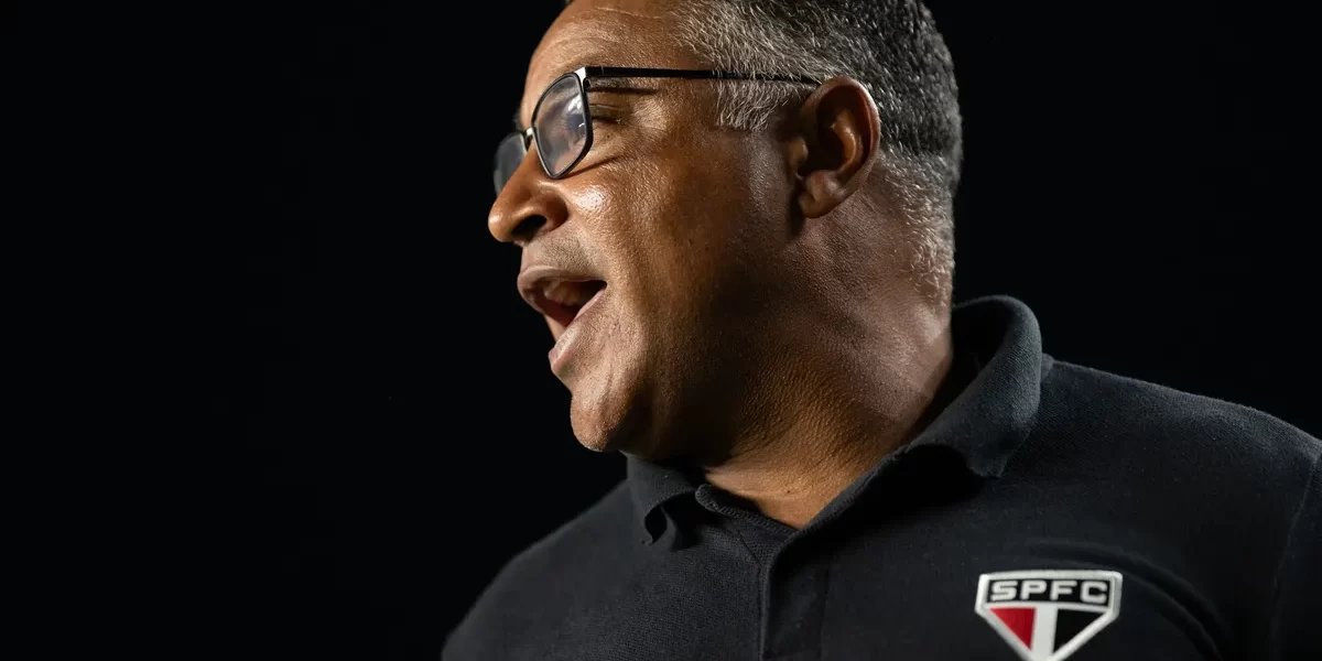 Roger Machado analisa derrota do São Paulo: ‘Dois tempos distintos’