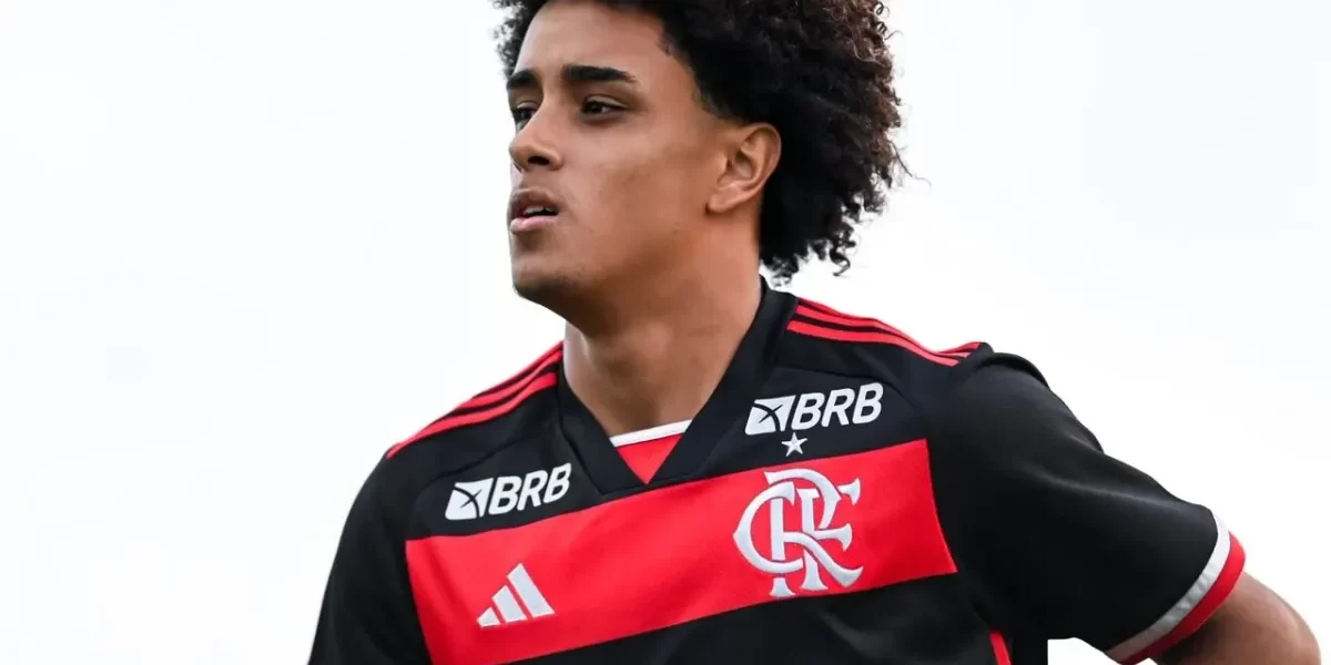 Futuro de Ryan Roberto no Flamengo: Palmeiras e Corinthians de olho