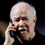 Presidente do São Paulo rebate torcida e fecha apoio total a Roger Machado