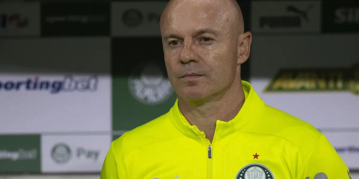 Auxiliar do Palmeiras alerta: desgaste por viagens “preocupa”