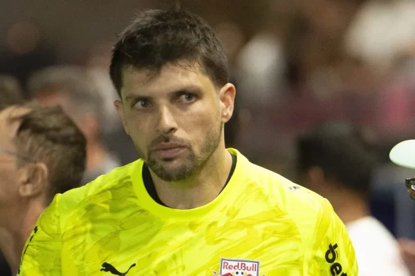 Volpi critica ataque do Bragantino após virada do Cruzeiro