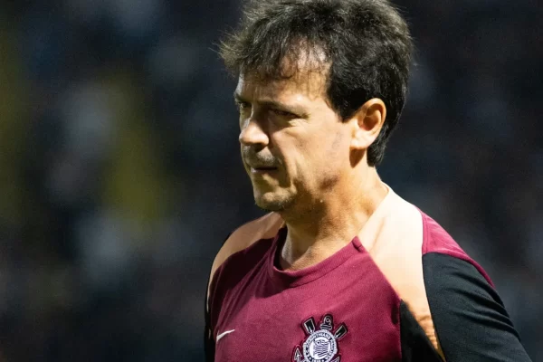 Diniz acerta estratégia e Corinthians vence Barra-SC na Copa do Brasil