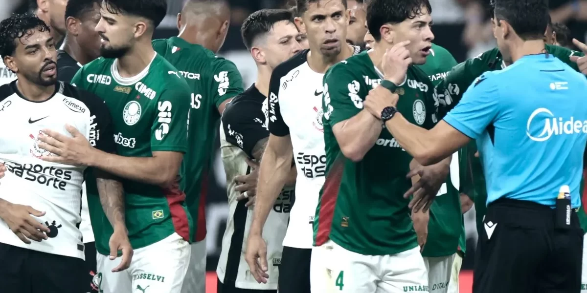 Palmeiras falha com dois a mais e empata com Corinthians