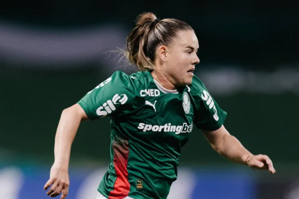Briga tripla pela liderança e luta contra o Z2 agitam a 9ª rodada do Brasileirão Feminino
