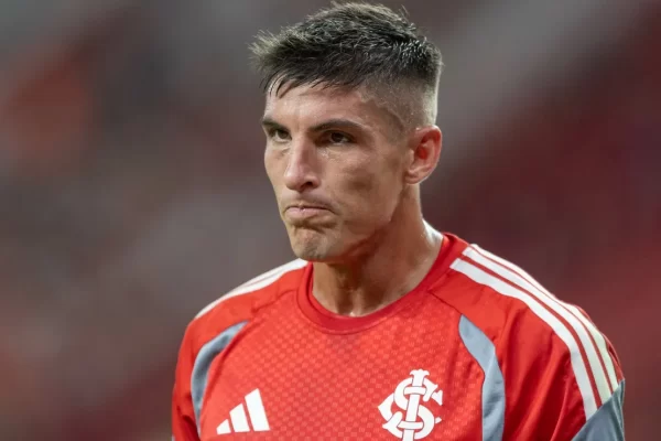 Rochet só volta em maio; Bahia fica fora contra o Athletic