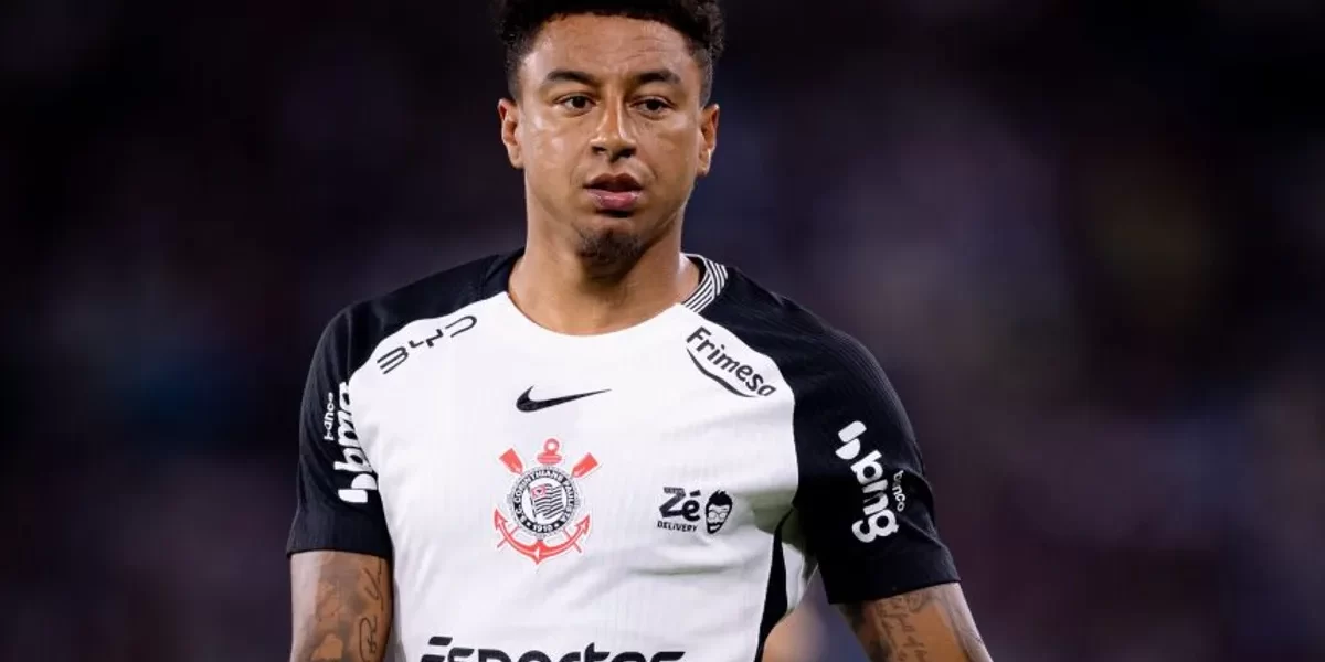 Corinthians vence Barra com gol de Lingard, mas atuação acende alerta