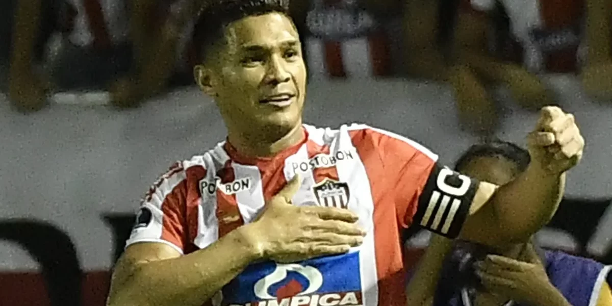 Palmeiras leva gol de pênalti e perde para o Junior na Libertadores