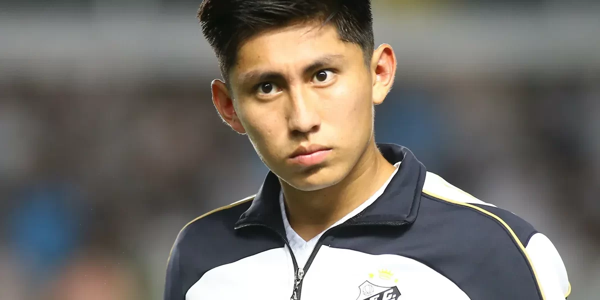 Cuca conversa com Miguelito e meia pode ganhar nova chance