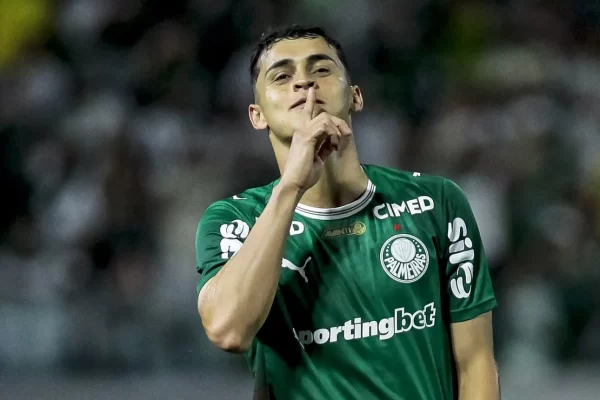 Abel aposta em Ramón Sosa como surpresa no clássico contra o Corinthians