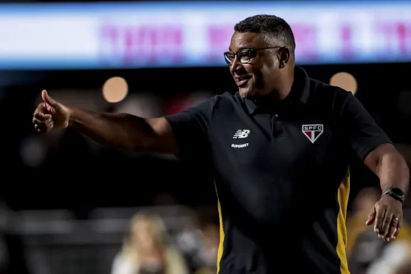 São Paulo vira a chave: Calleri e reforços voltam para Sul-Americana