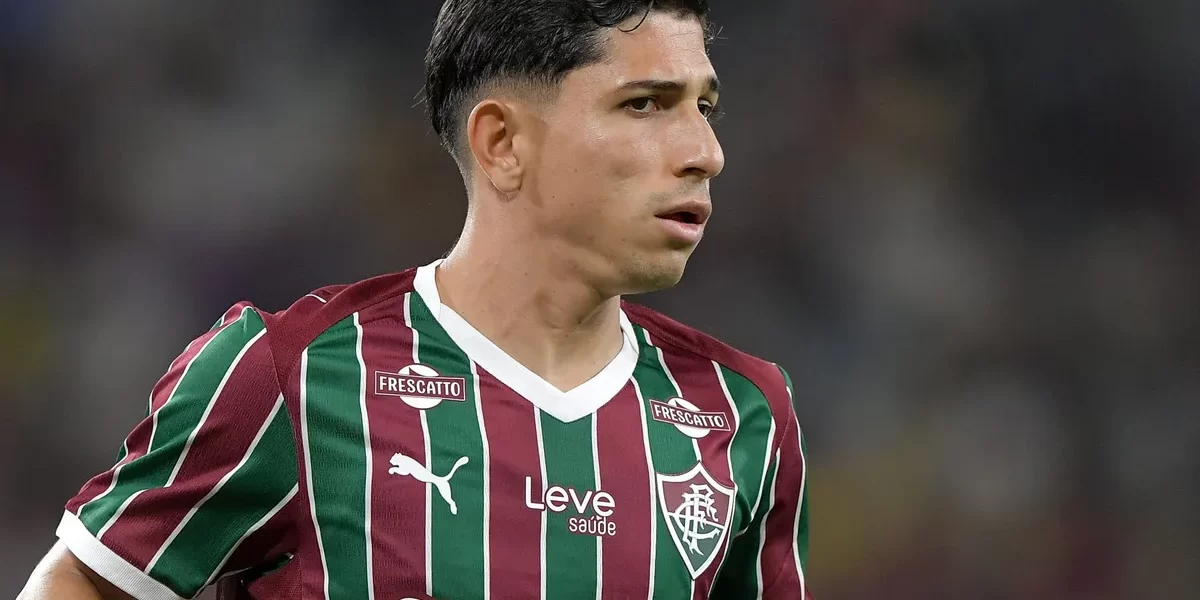 Savarino lamenta derrota do Flu para o Fla e pede reação