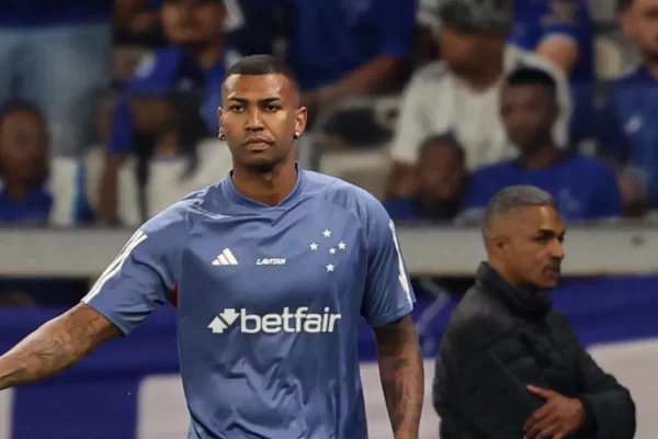 Walace se abre para pedir desculpas ao elenco do Cruzeiro