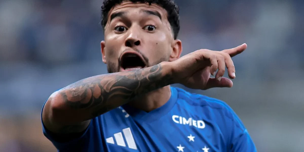 Grêmio nega interesse em William: lateral fica no Cruzeiro
