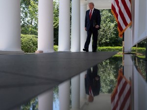 Trump rejeita oferta de paz do Irã e chama proposta de ‘inaceitável’