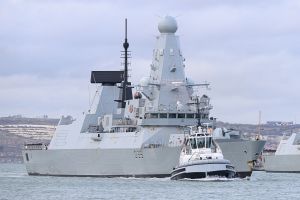 Ormuz: Reino Unido e França lideram reunião sobre escolta naval