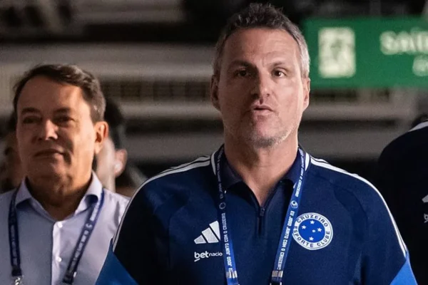 Spindel detona arbitragem e revela drama de Matheus Henrique após vitória do Cruzeiro