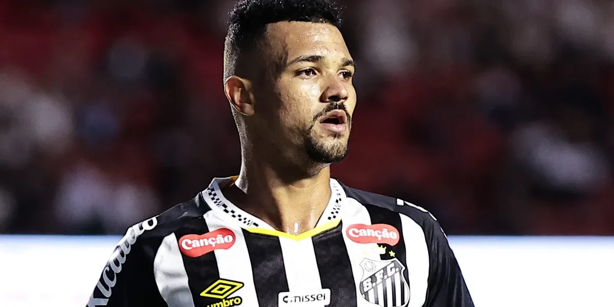 Zé Ivaldo perde espaço no Santos: entenda o que mudou