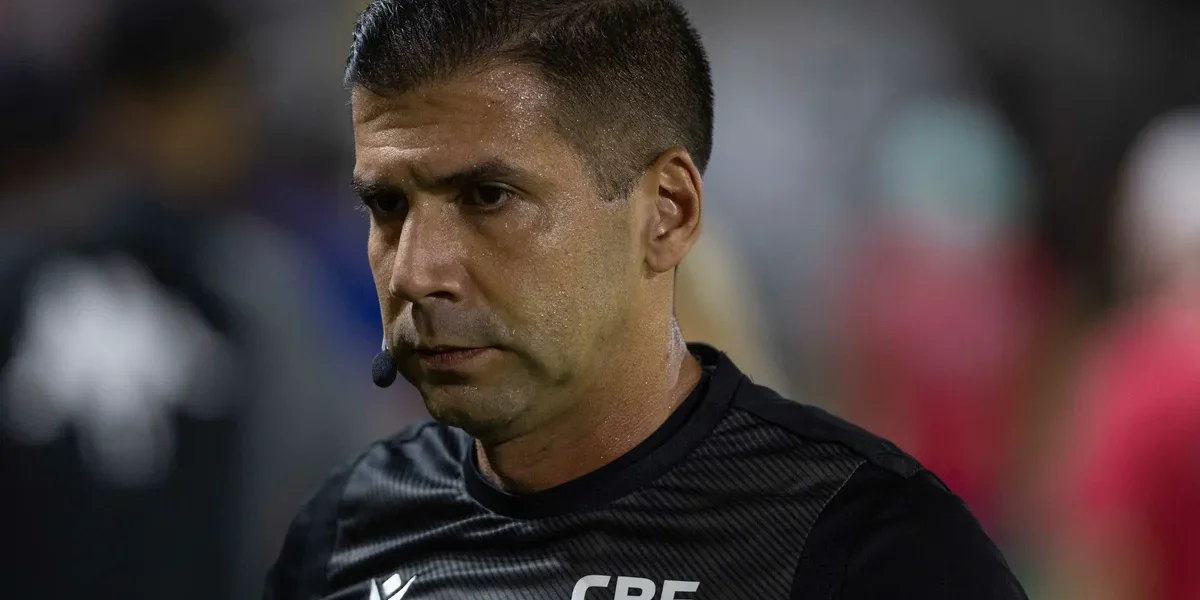 Bruno Arleu apita duelo direto: Grêmio x Santos contra o Z-4